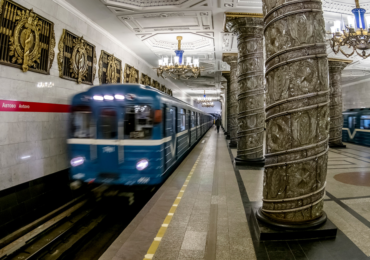 Размещение рекламы в Петербургском метрополитене